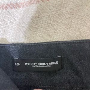 00P LOFT Skinny Pants